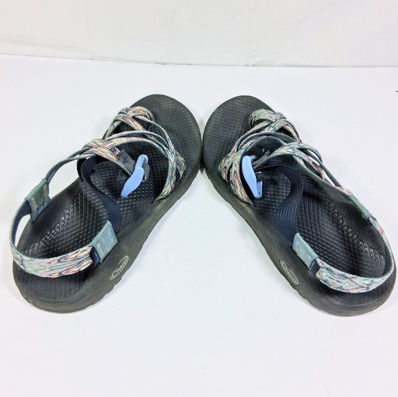 Women's Size 8 Chaco Boho Strapped Toe Hold Everyday Sandals - Picture 4 of 9